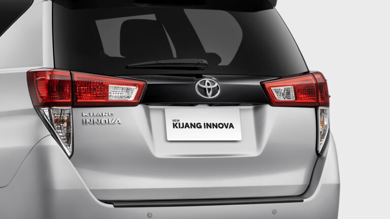 New Rear Side Design innova diesel