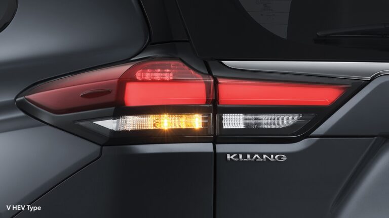 Rear Combination Lamp (All Q HEV & All V Type)